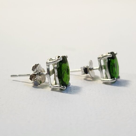 VTG 925 Real Natural Green Chrome Diopside Stud Earrings - Picture 5 of 9